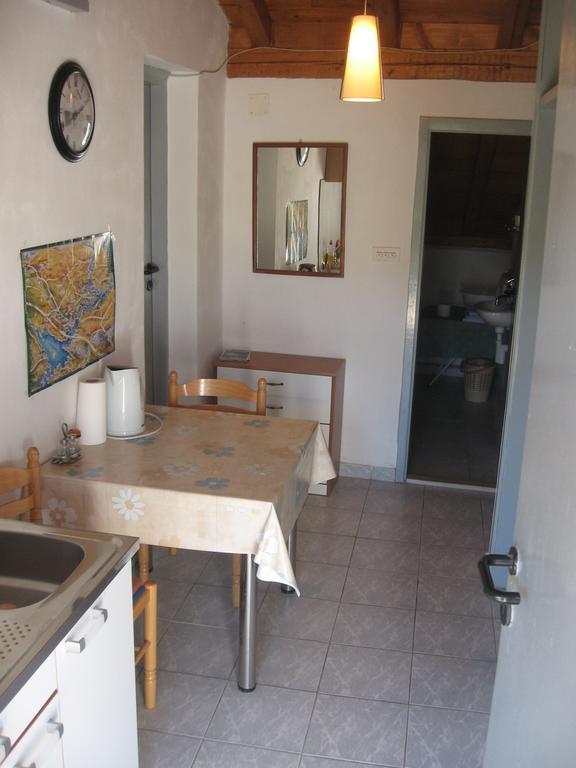 Apartments Darinka Skradin Habitación foto
