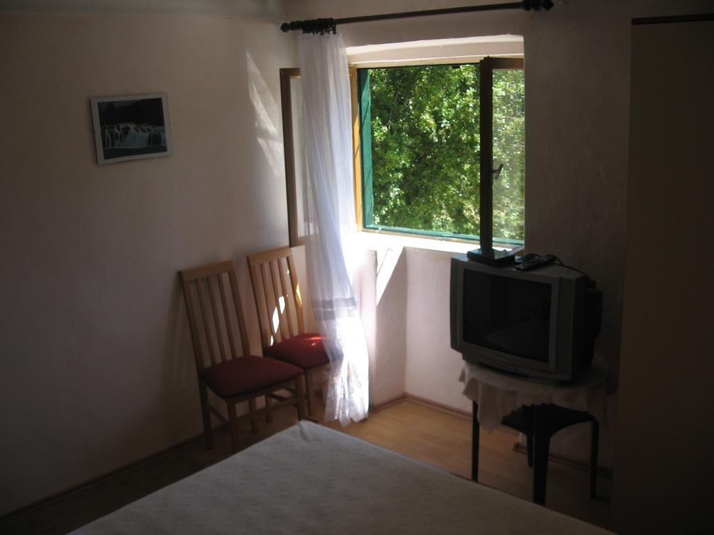 Apartments Darinka Skradin Habitación foto