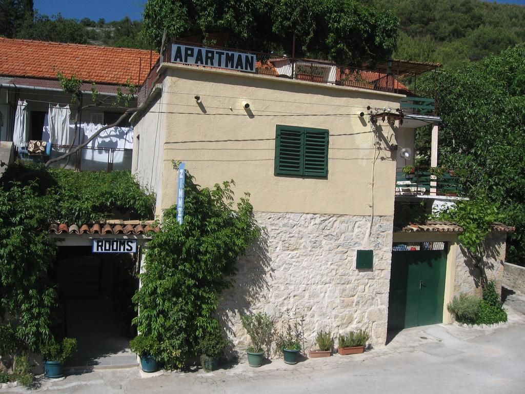 Apartments Darinka Skradin Habitación foto